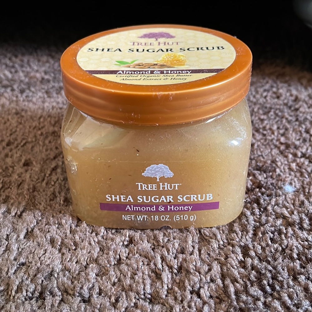 Treehut scrub